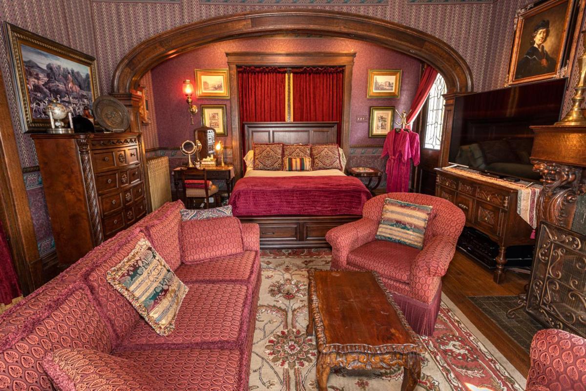 South Broadway Manor B&B - Near Fallingwater, Ohiopyle State Park, Hiking & Biking Trails Gap Scottdale Exteriör bild