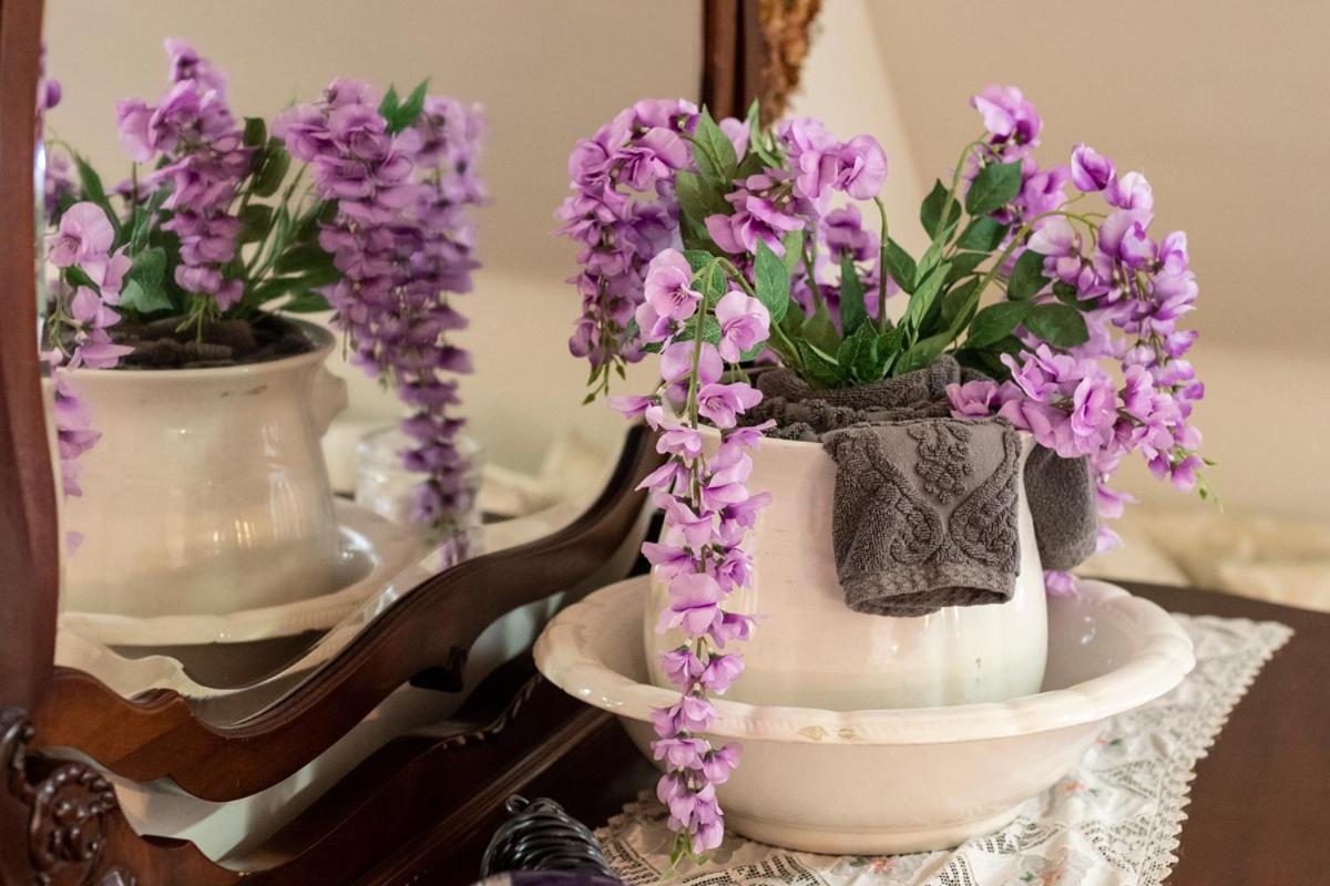 South Broadway Manor B&B - Near Fallingwater, Ohiopyle State Park, Hiking & Biking Trails Gap Scottdale Exteriör bild